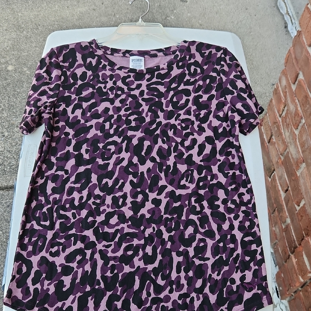 PINK Victoria's Secret Purple Leopard Print Tee